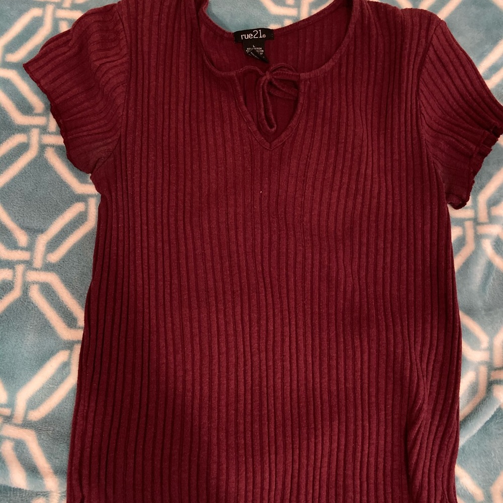 RUE 21 tee